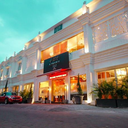Petit Boutique Hotel Solo Bagian luar foto