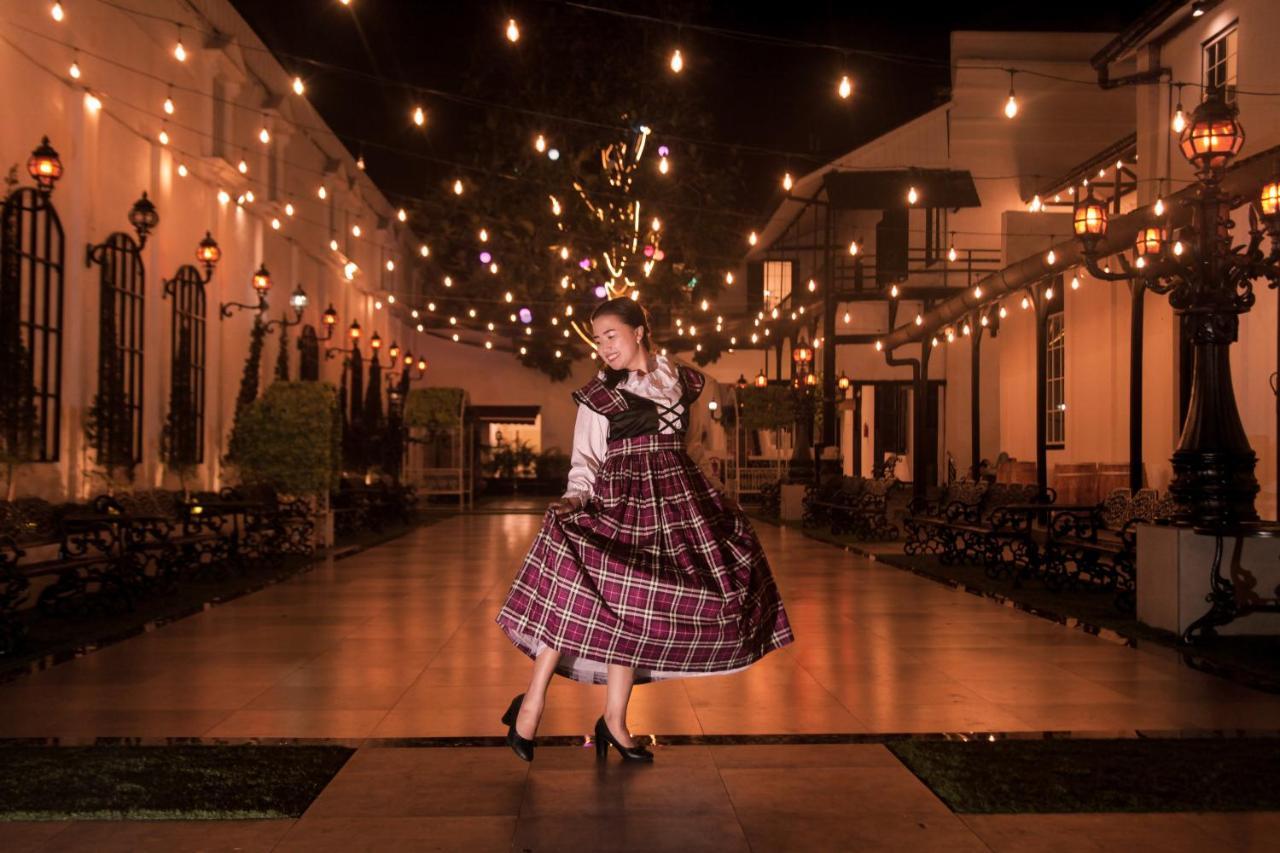Petit Boutique Hotel Solo Bagian luar foto